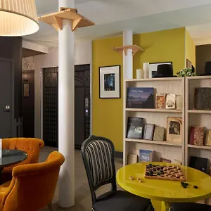 Les Plumes Hotel París